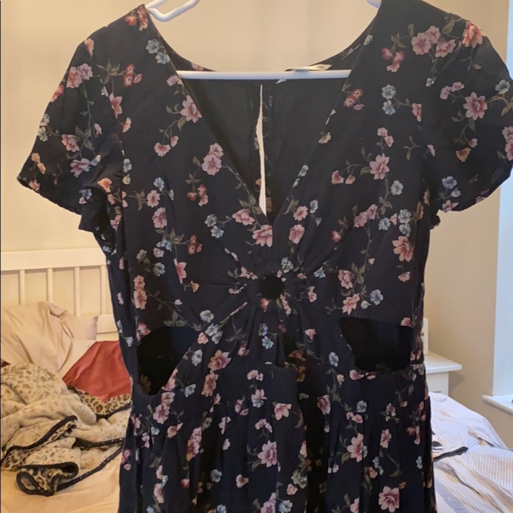 American eagle front cut out summer dress